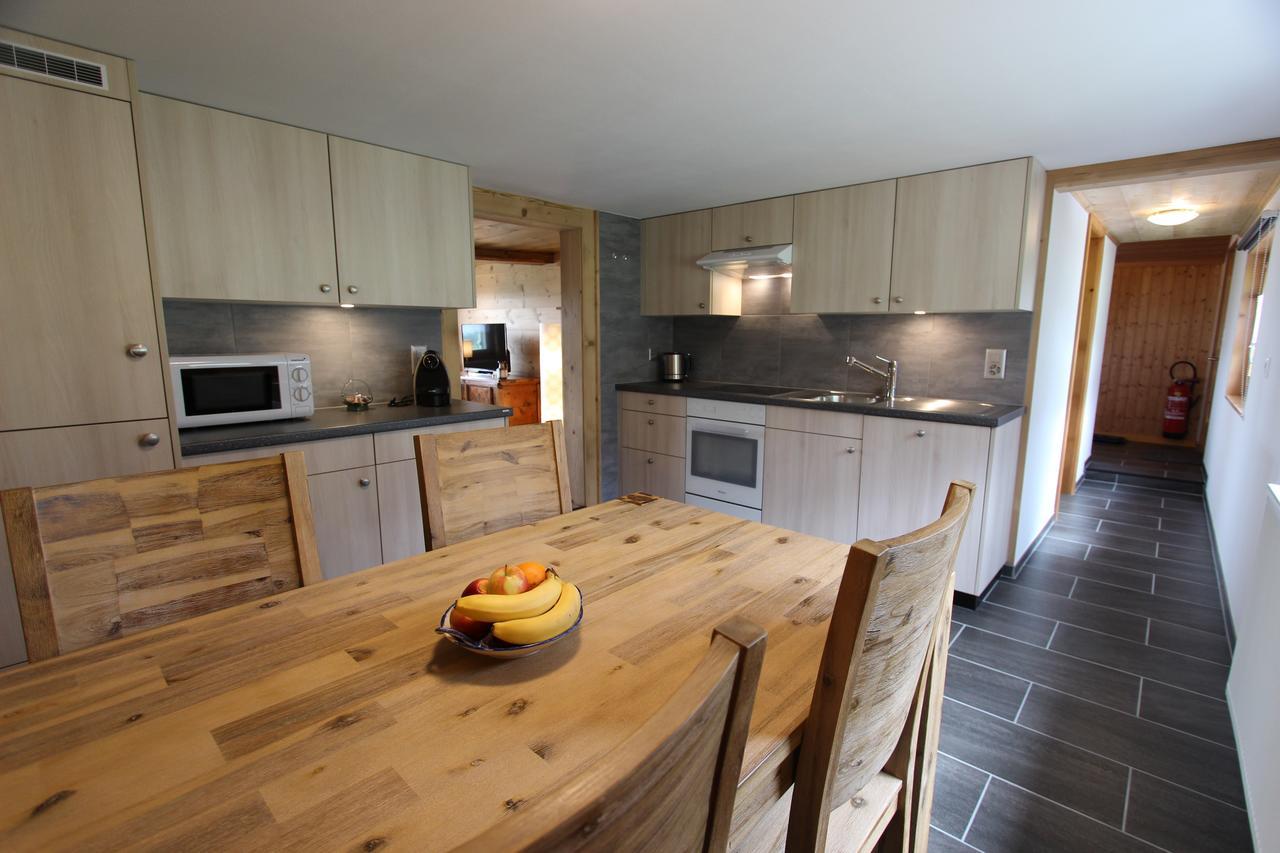 Les Mourriaux Apartment Chateau-d'Oex Bagian luar foto